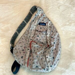 Full size Kavu bag- LIKE NEW!